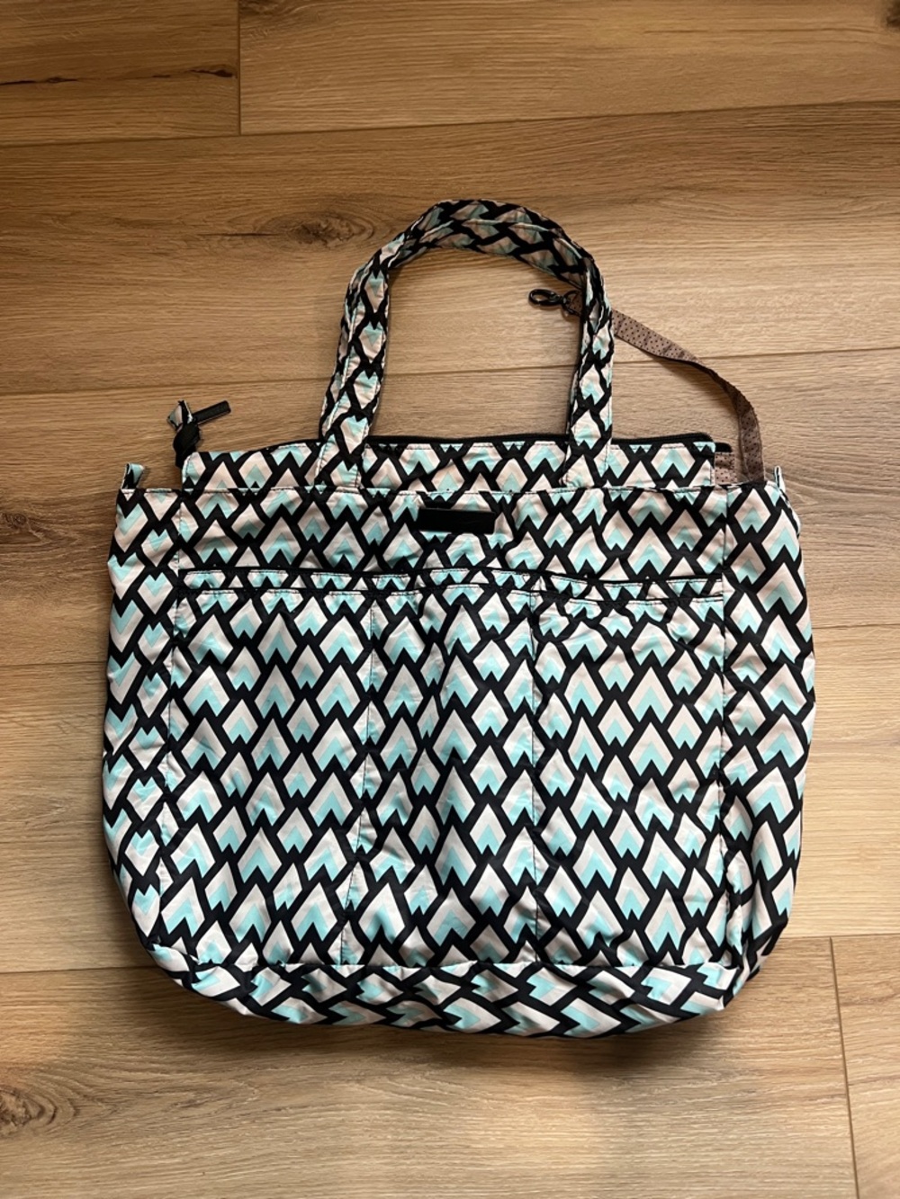 Jujube Superbe Black Diamond Patterned Chevron Tote Bag